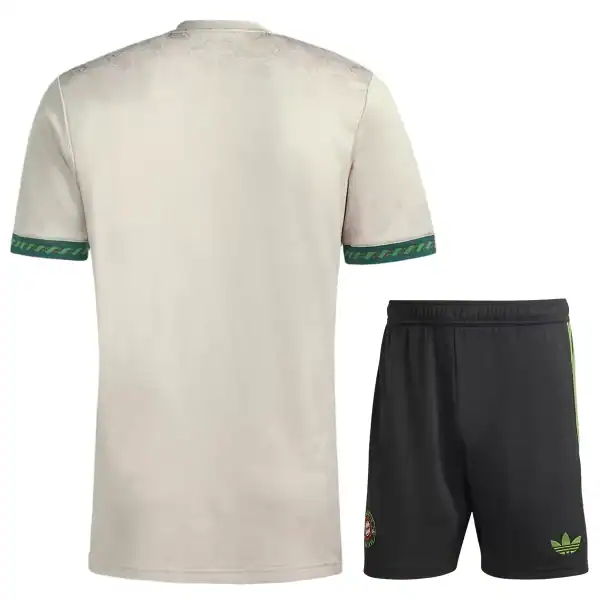 Bayern Munich Wiesn Oktoberfest Jersey Kit 2025/26 - Image 4