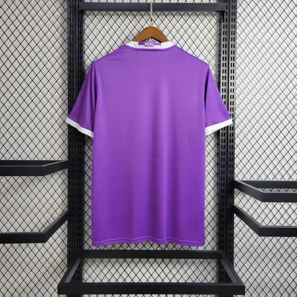Real Madrid 2016/2017 Away Retro Jersey - Image 2