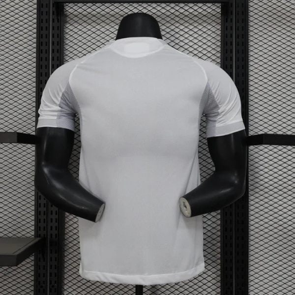 Real Madrid 2025/2026 Home Player Jersey - Image 2